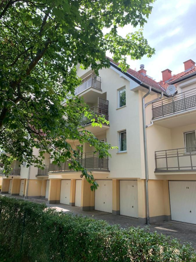 Apartament Klonowa Kolobrzeg Bagian luar foto