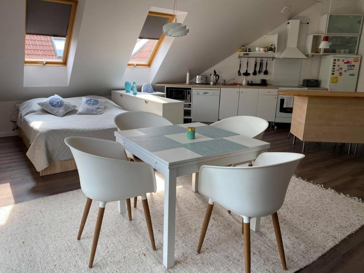 Apartament Klonowa Kolobrzeg Bagian luar foto